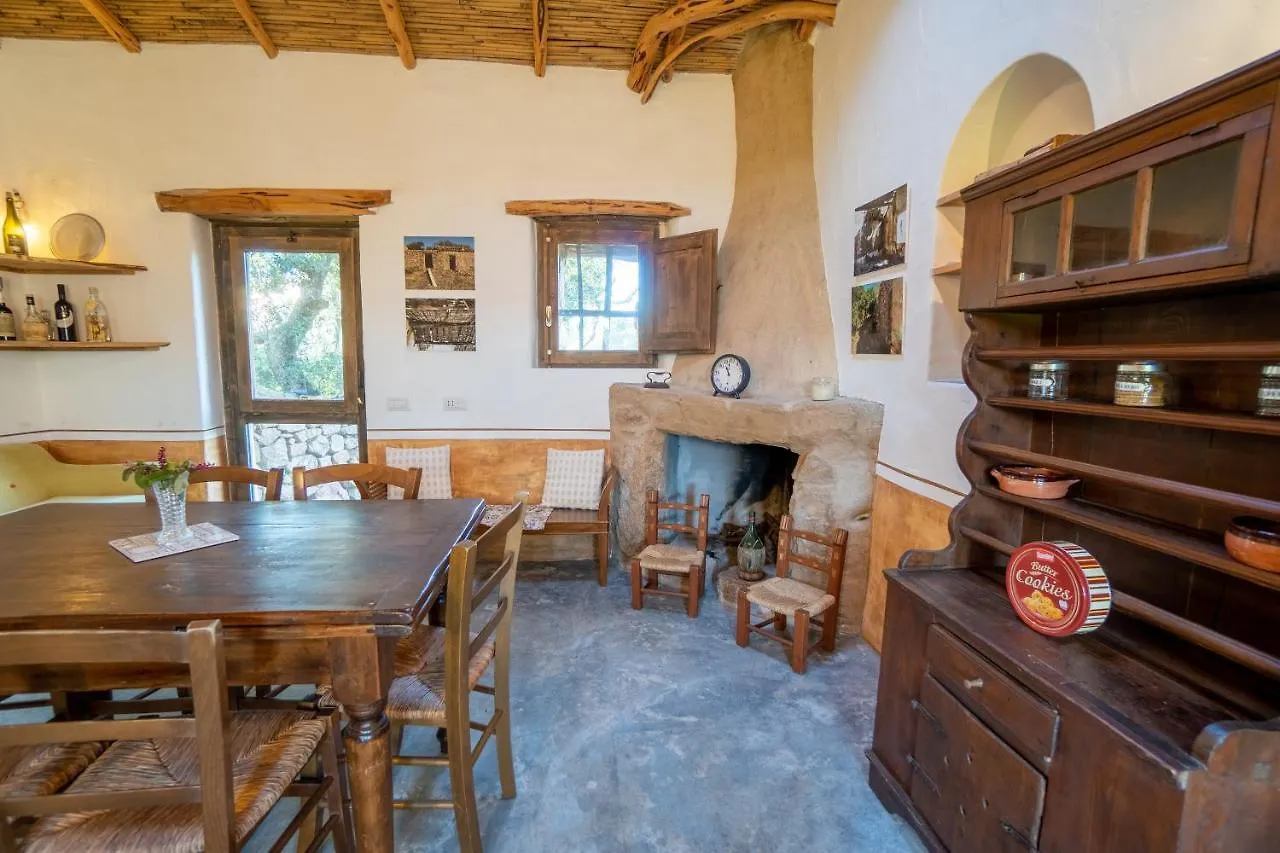Le Case di Mara - Appartamenti Tipici Stazzo Giovannareddu Porto San Paolo  0*, Porto San Paolo (Sardinia)